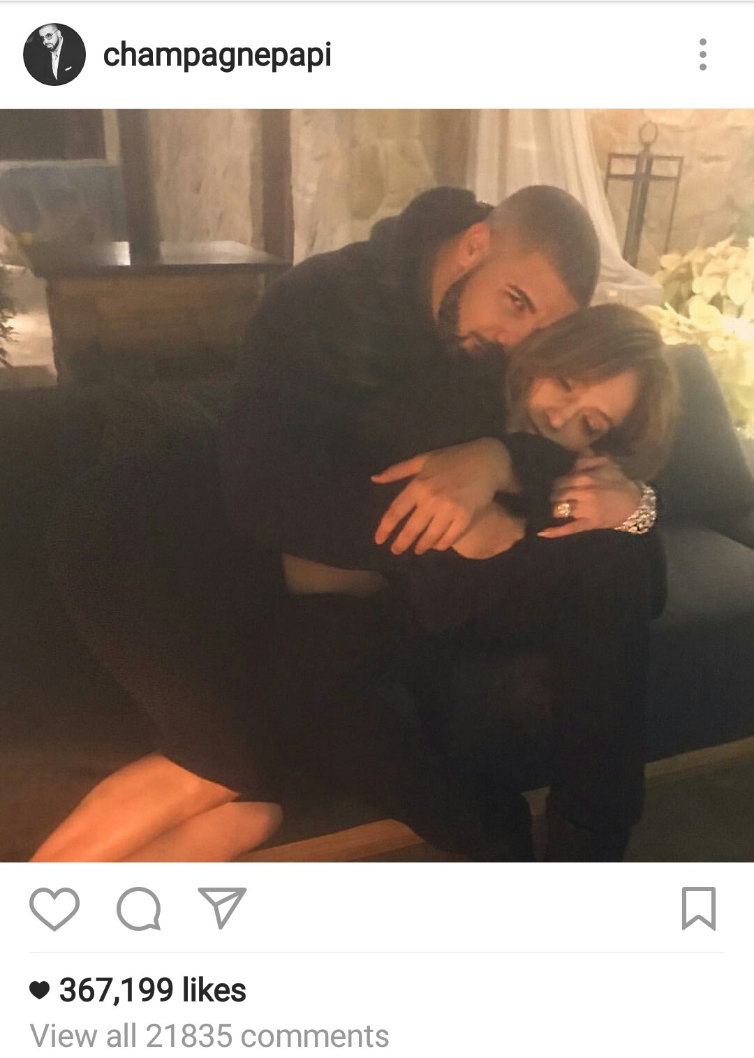 Drake And Jennifer Lopez Post Same Photo On Instagram At The Same Time