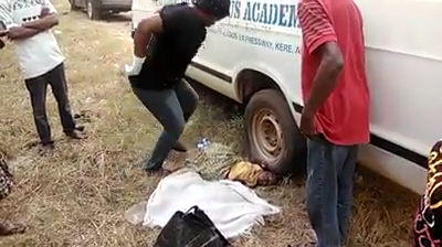 Baby Abandoned By The Roadside in Abeokuta Lagos Exp.Way