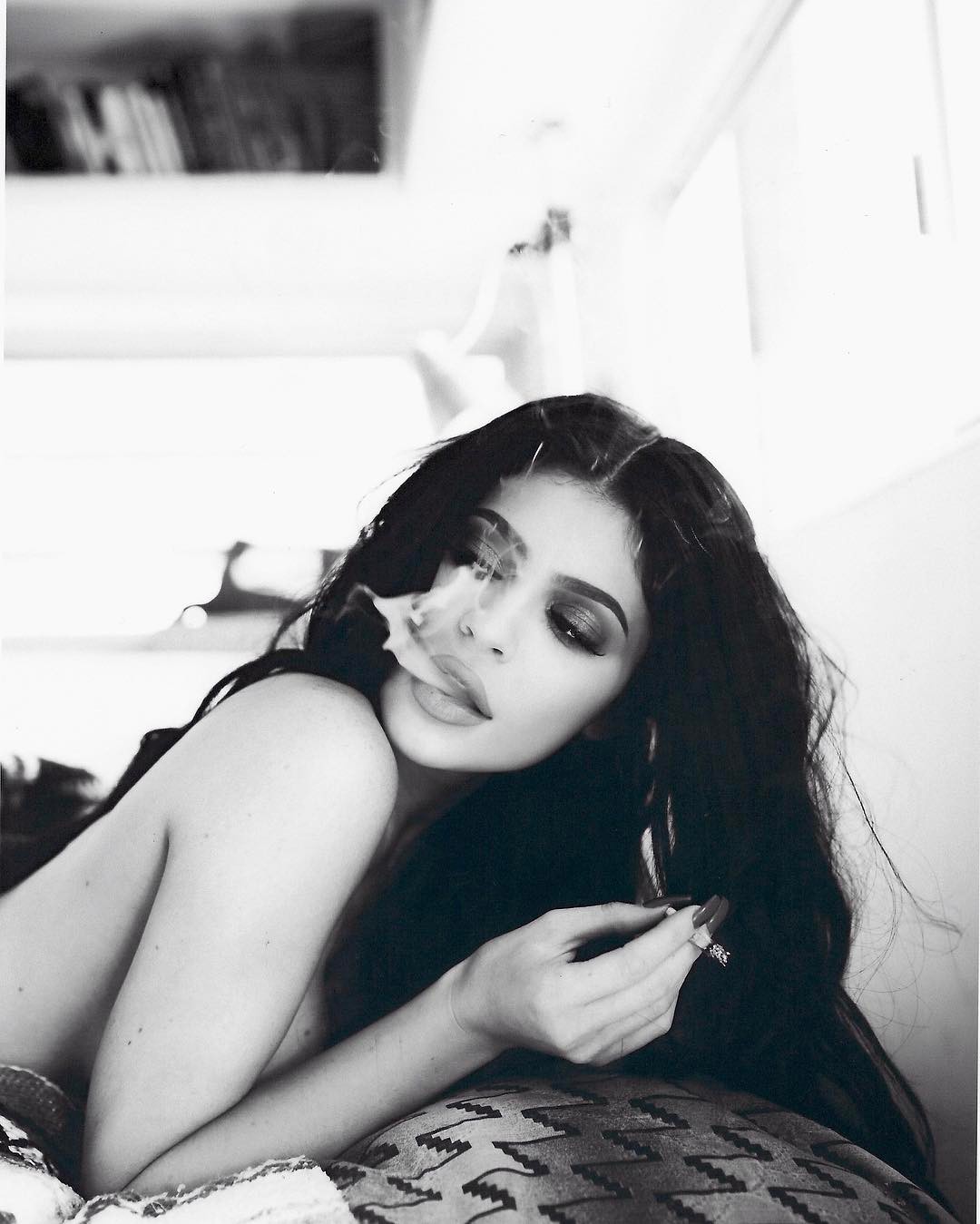 Kylie Jenner Stirs Controversy In Topless Photo While Puffing Cigarette