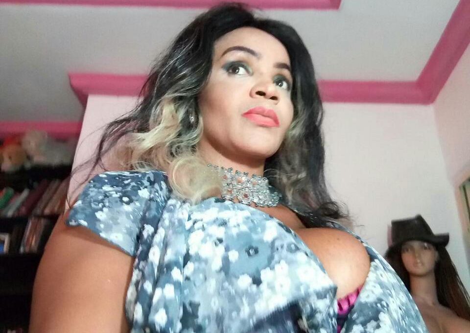 Cossy Orjiakor Has Revealed Her Father And Mother Passed Through Hell Because She Slept With A Dog