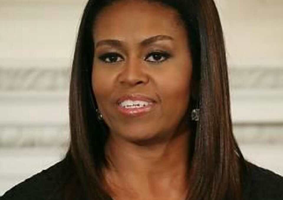 Michelle Obama Rocks Her Natural Curls