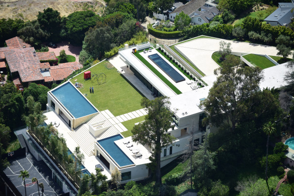 $120M Sprawling Bel Air Mansion Beyonce And Jay Z put In Bid For 4