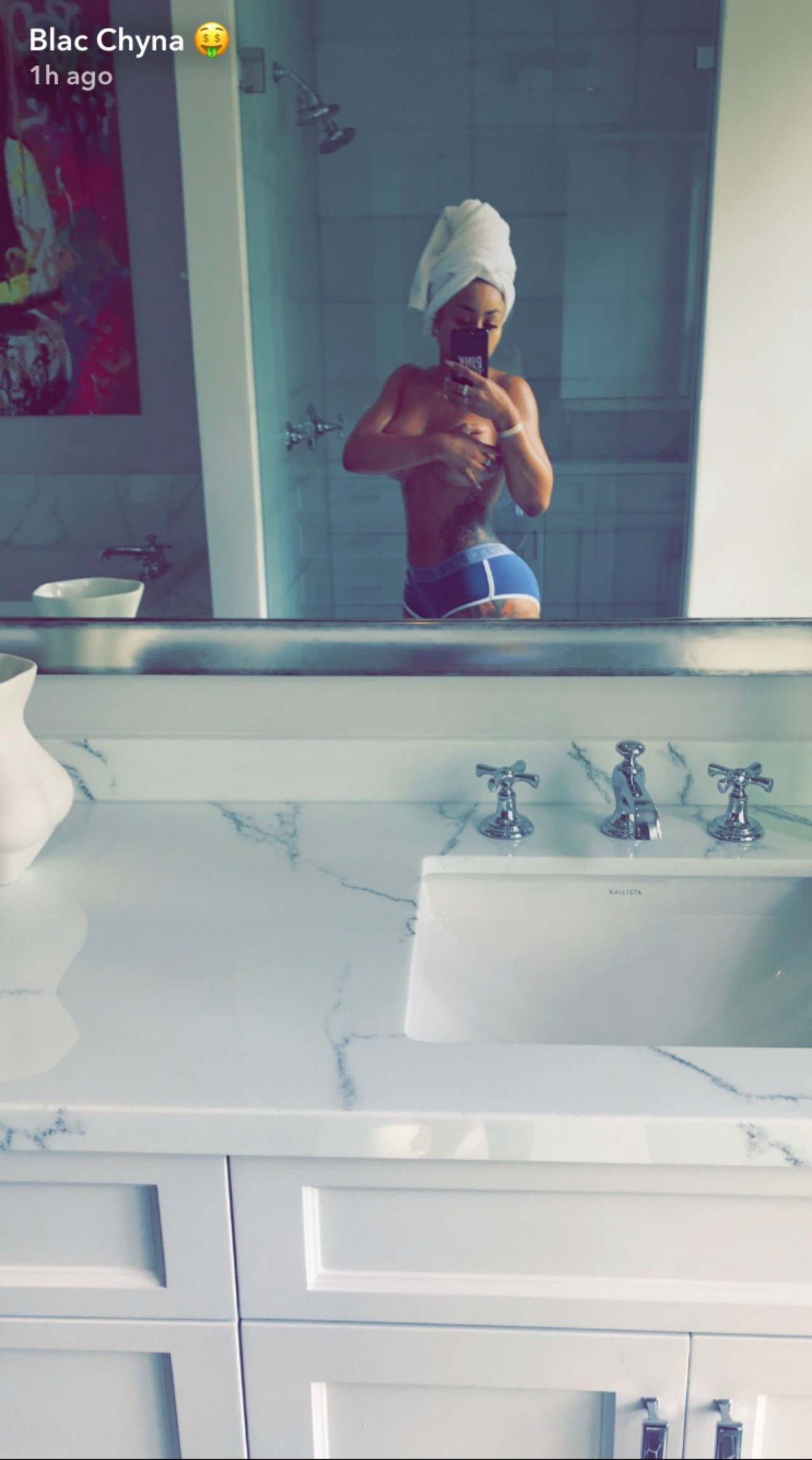 Topless Selfie Blac Chyna posted On Snapchat 1