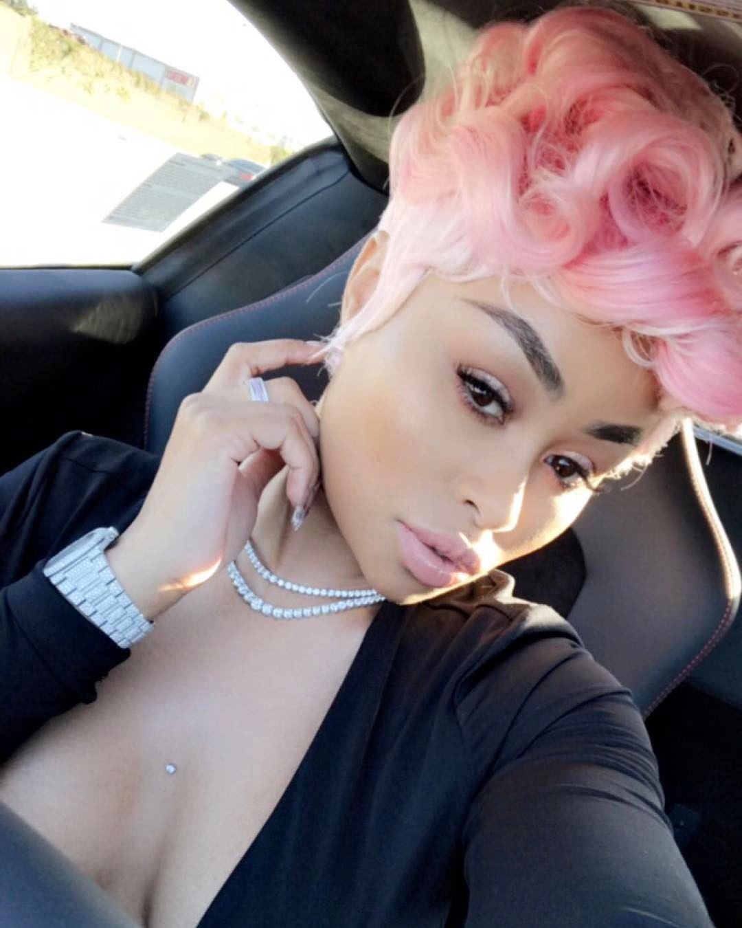 Blac Chyna Rocks Pink Wig While Flaunting Tiny Waist At Pal Nicole Williams' Wedding 3
