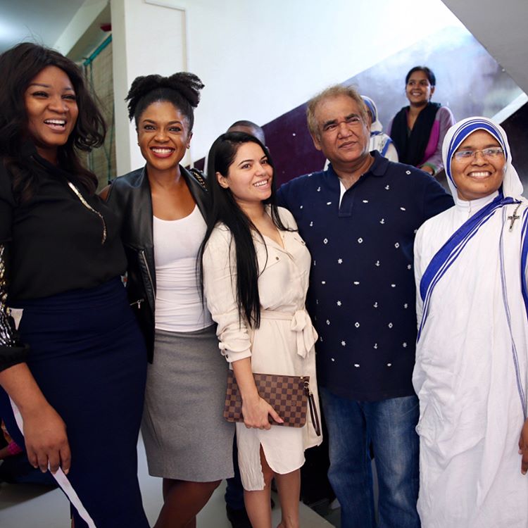 Omotola Jalade-Ekeinde And Omoni Oboli Visited Mother Teresa Orphanage Home In India 10