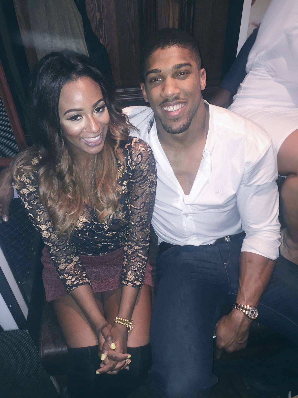 DJ Cuppy Posted A Photo With Anthony Joshua But Twitter Hilariously Roasts Her 2