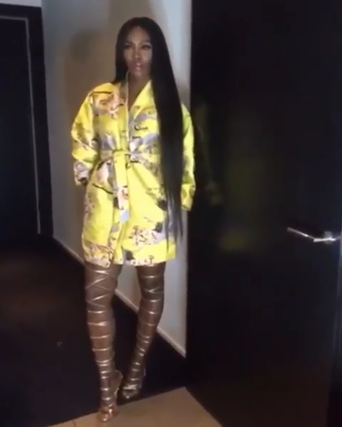 Tiwa Savage Shows How Gorgeous She Is In Kimono And Gold Strappy Knee High Heels 2