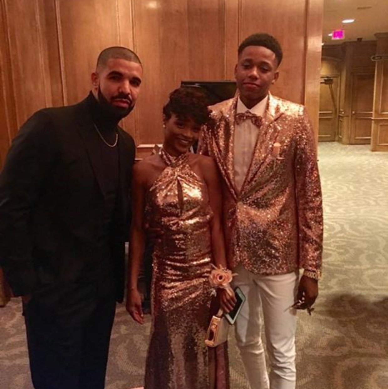 Drake Escorted His Cousin Jalaah Moore To Prom And Crashes The School Dance 4