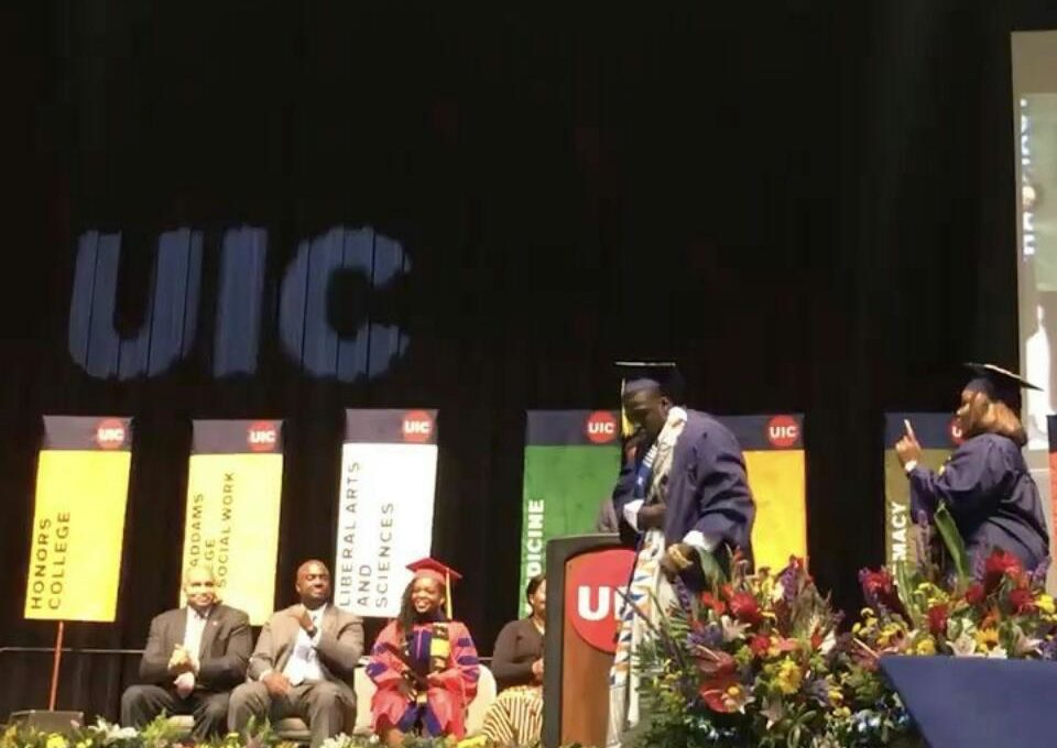 Ghanaian Graduate Did The Shoki As He Stepped Up To Receive His Degree