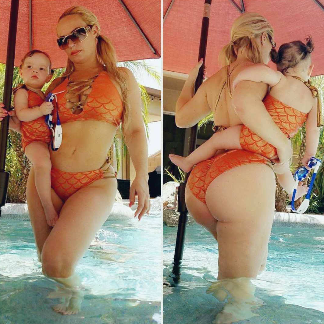 Coco Austin And Daughter Chanel Sport Matching Swimsuits (3) 