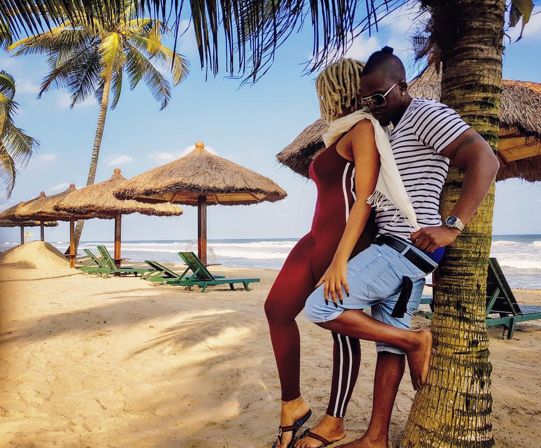 Juliet Ibrahim And Nigerian Rapper Boyfriend Iceberg Slim Share Romantic Beach Photos (1) 