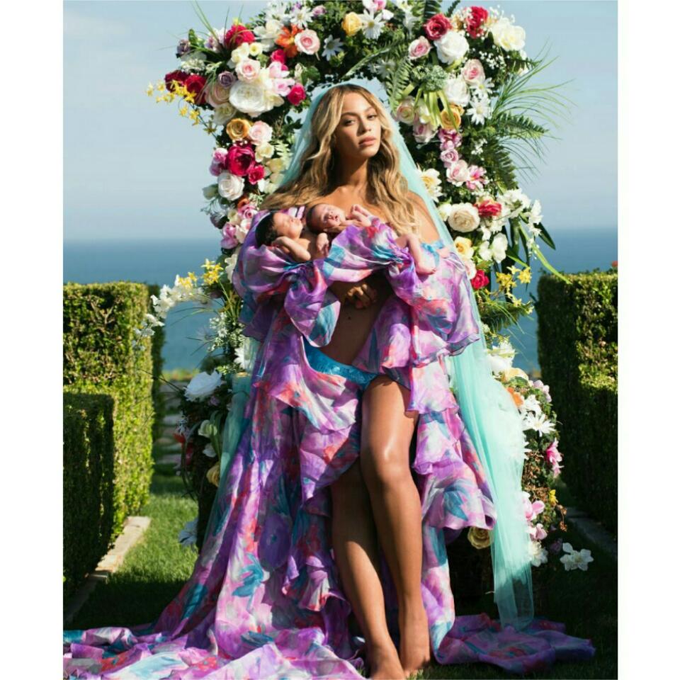 Beyonce Shares First Photo Of Twins Sir Carter And Rumi