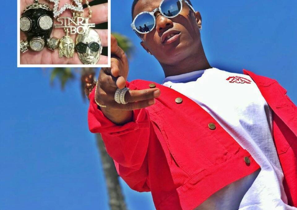 Gold And Diamond Encrusted Starboy Chain Wizkid Gifted Himself As He Turned 27