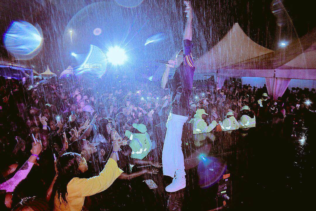 Wizkid Performed Under Heavy Rain At The 4th Year Anniversary Of Barbeque Live In Nairobi (1)