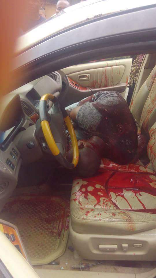 Armed Robbers Have Shot A Man Dead Around Tetlow Road In Owerri (2)