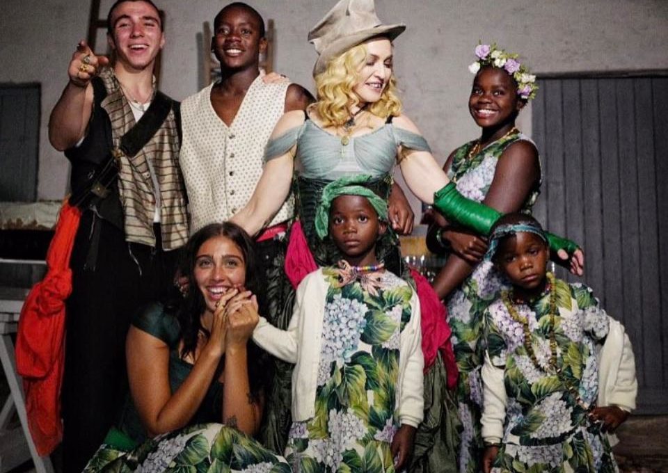 Madonna Shared A Rare Photo Of All Six Of Her Kids Together