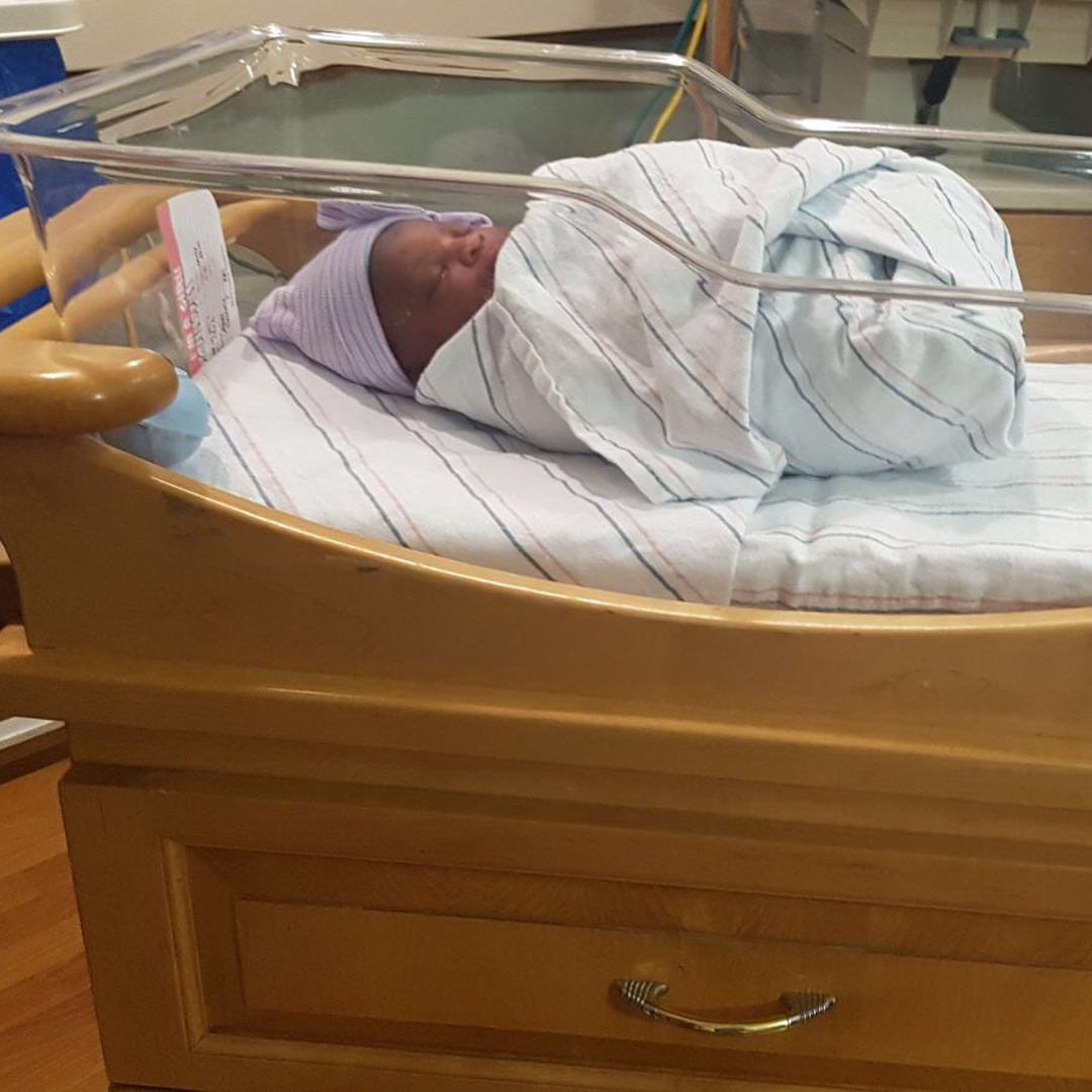 Onazi Ogenyi And His Wife Have Welcomed A Baby Girl (2)