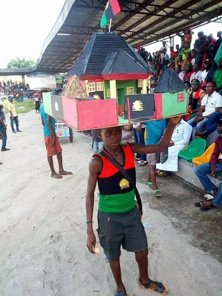 Nigerian Boy From The South-East Has Constructed A Biafran-Themed House (1)