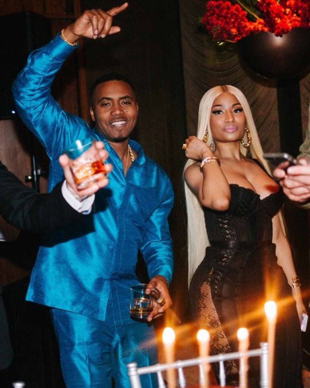 Nas And Nicki Minaj Cozy Up At His 44th Birthday Bash (5)