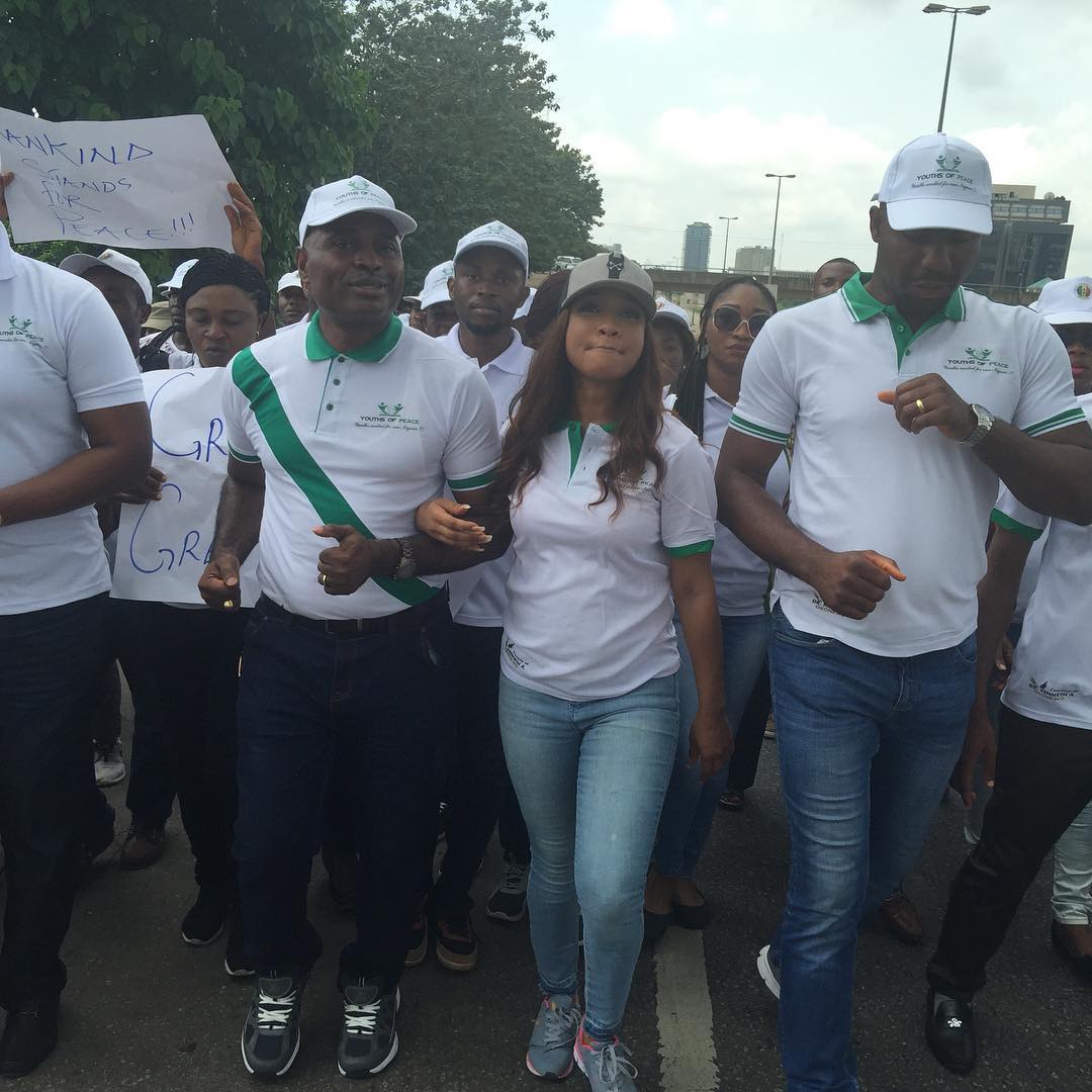 Kenneth Okonkwo Was Pictured With Tonto Dikeh Marching For One Nigeria (1)
