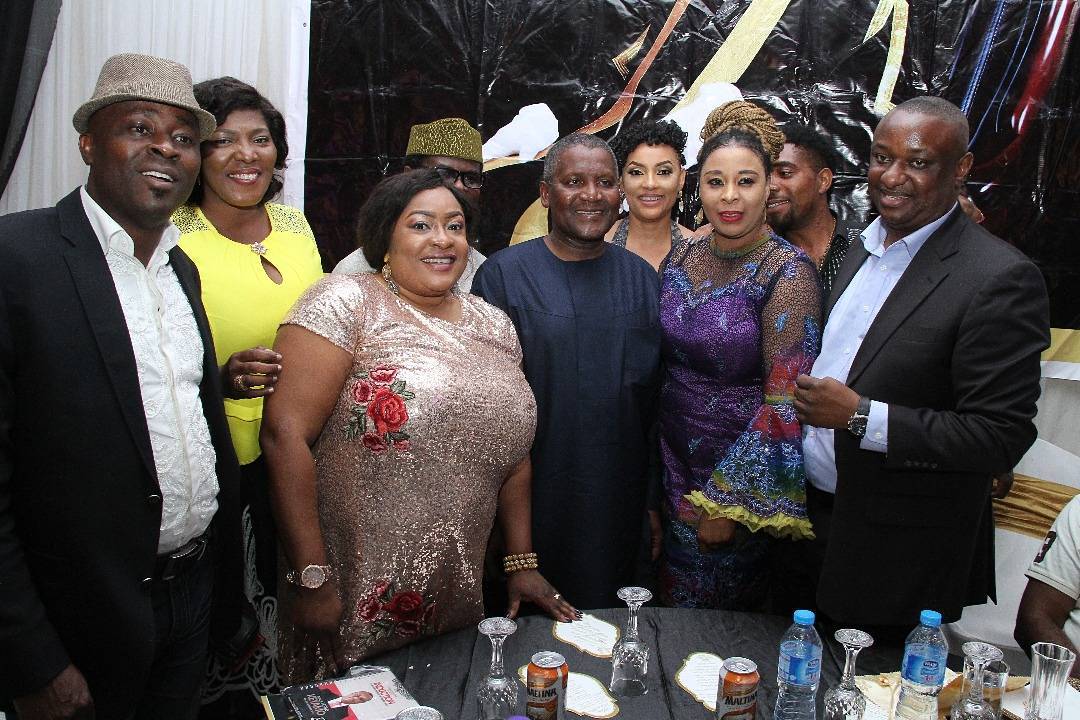 Foluke Daramola Met The Richest Man In Africa Aliko Dangote At A Reception Party (1)
