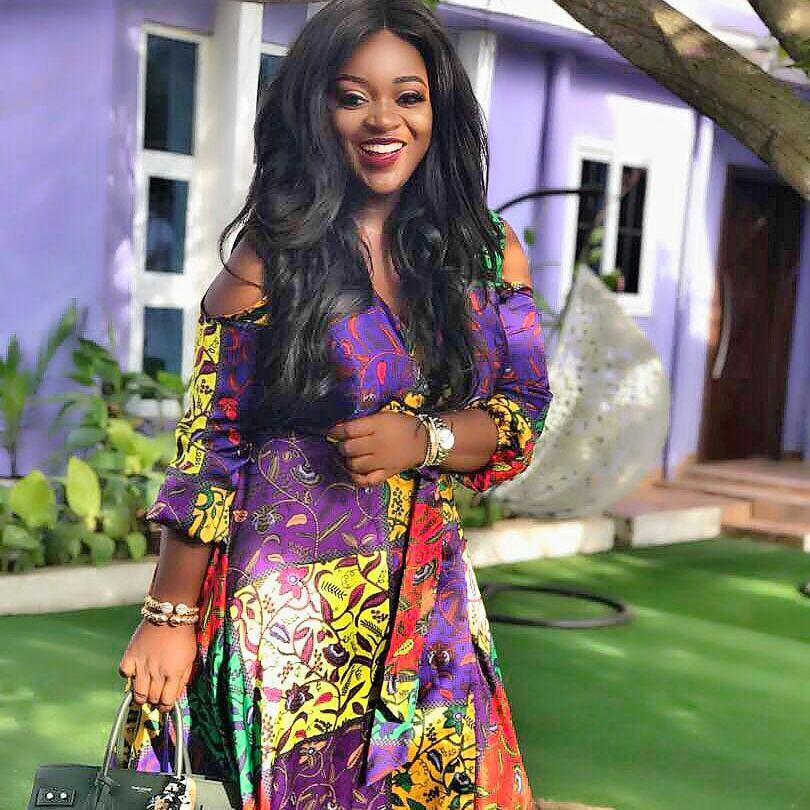 Jackie Appiah Completely Slays In Silk Ankara (3)