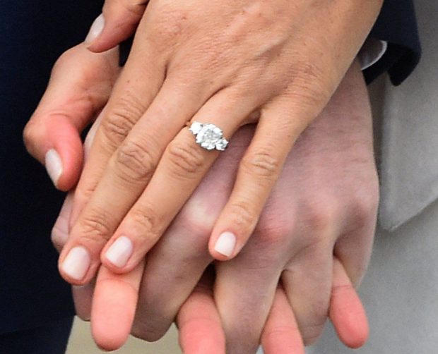 Meghan Markle’s Ring After Engagement To Prince Harry (3)