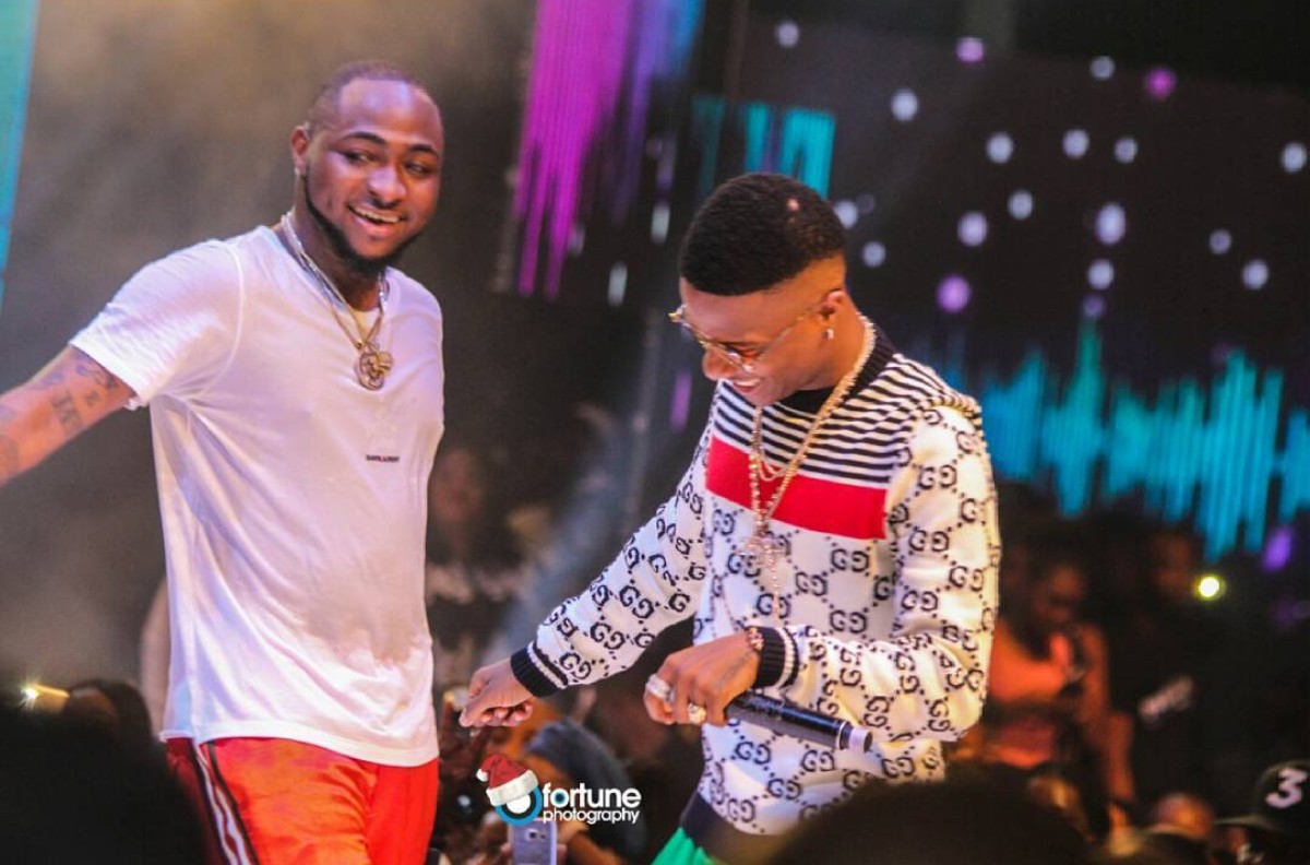 Davido And Wizkid Performed 'Manya' Together At His #30BillionConcert (4)