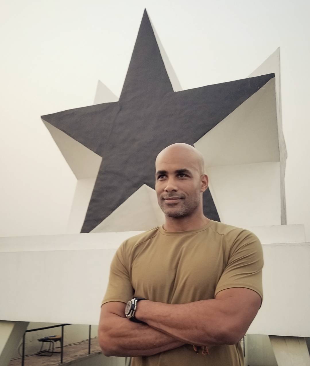 Boris Kodjoe Is In Ghana With Family (8)