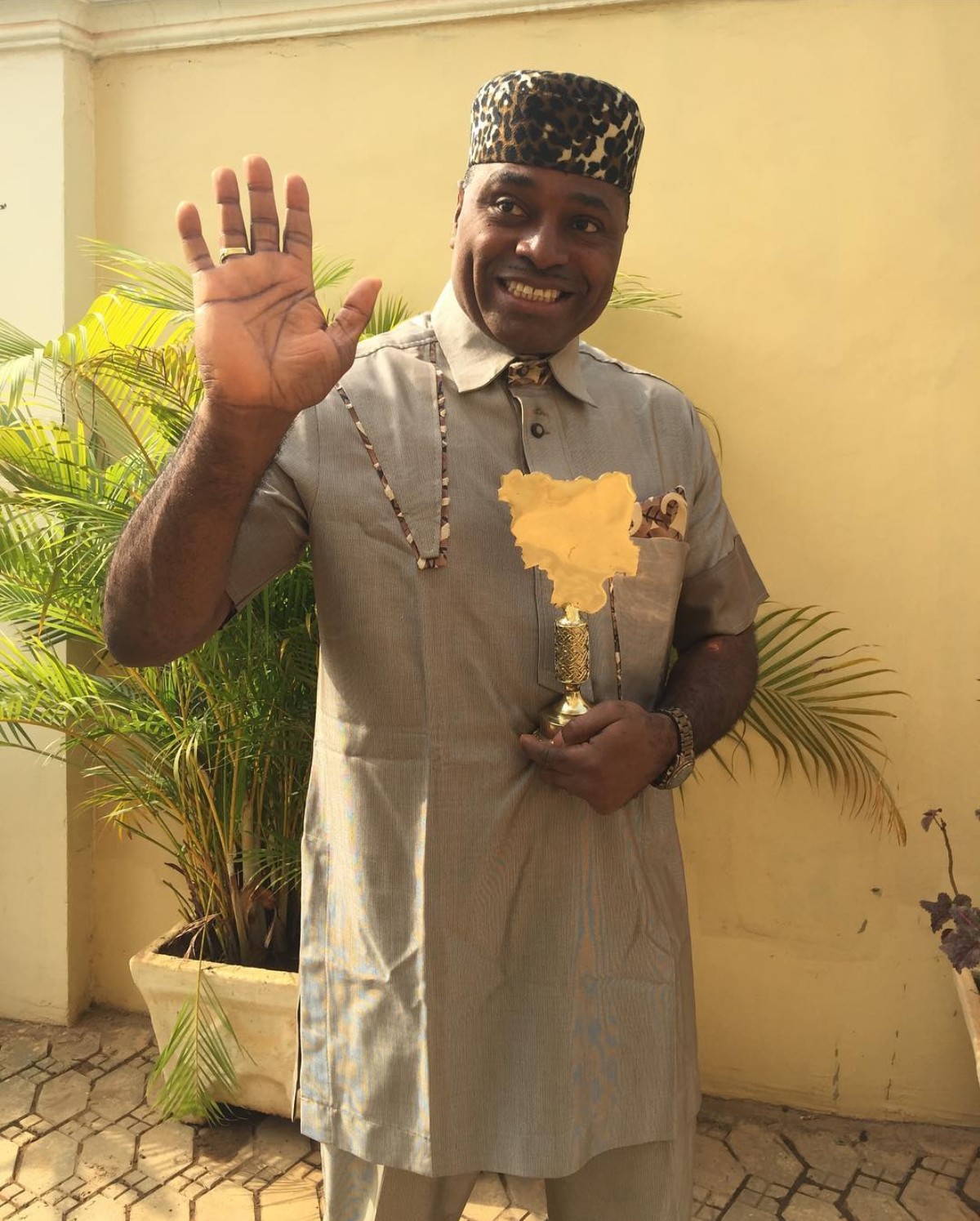 Kenneth Okonkwo Honoured With Nollywood Legend Award (2)