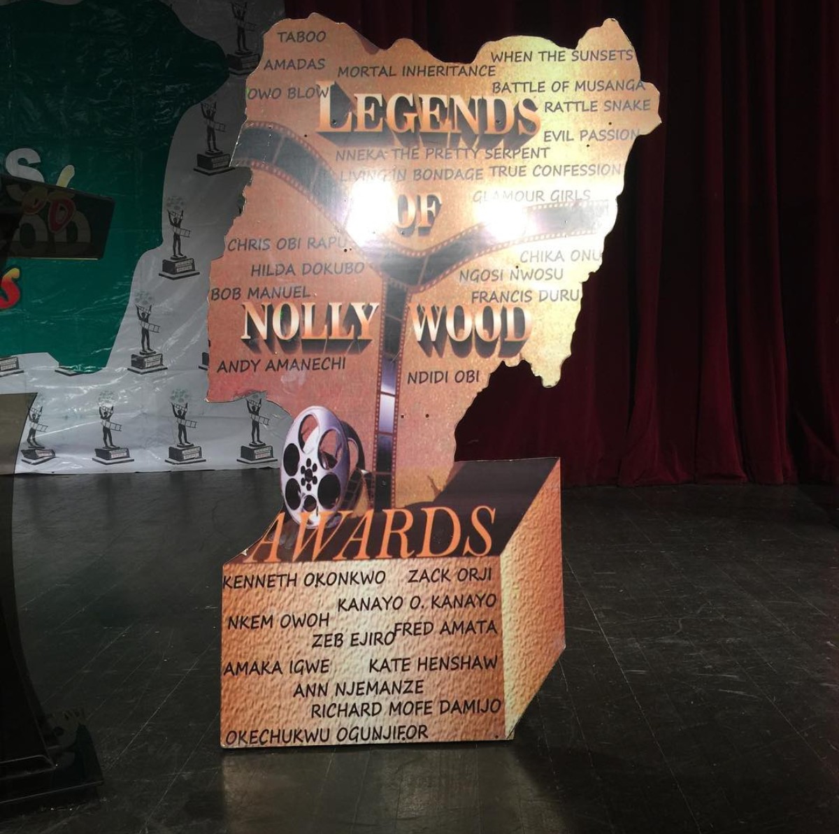 Kenneth Okonkwo Honoured With Nollywood Legend Award (3)