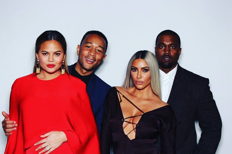 Kim Kardashian And Kanye West Pose In Photobooth With John Legend And Chrissy Teigen (6))