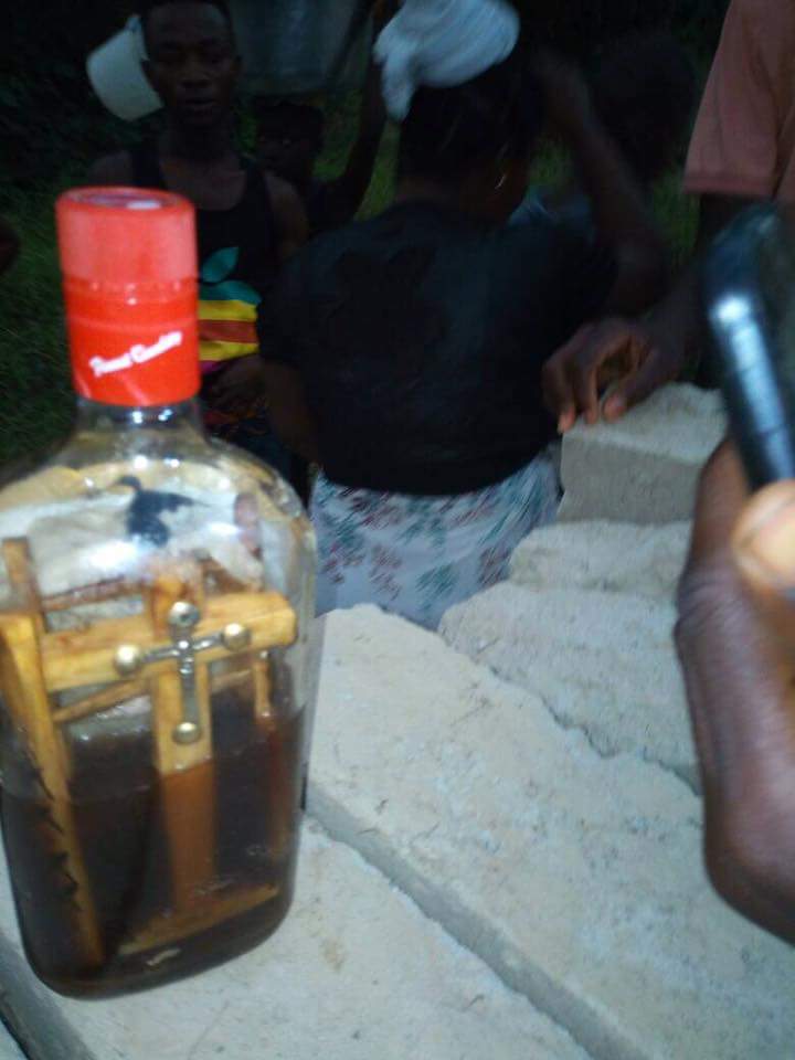 Mysterious Bottle With Picture Of Man And Crucifix Found In Bonsa River (2)