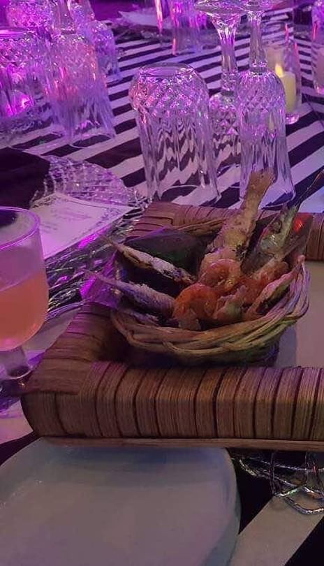 Garri And Fried Fish Was Served At A wedding In Lagos (2)