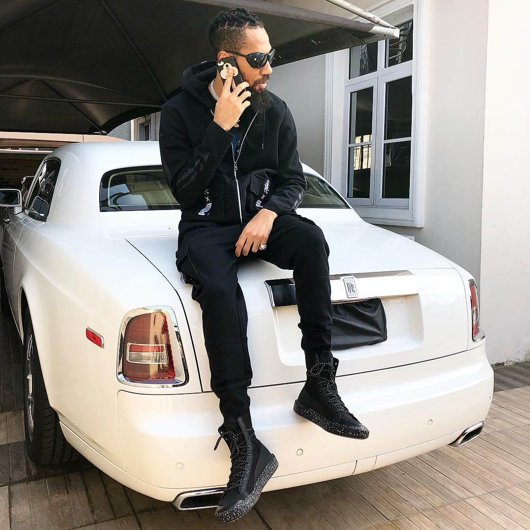It Pays To Be A Winner: Nigerian Rapper Phyno Shows Off New Rolls Royce Phantom (2)