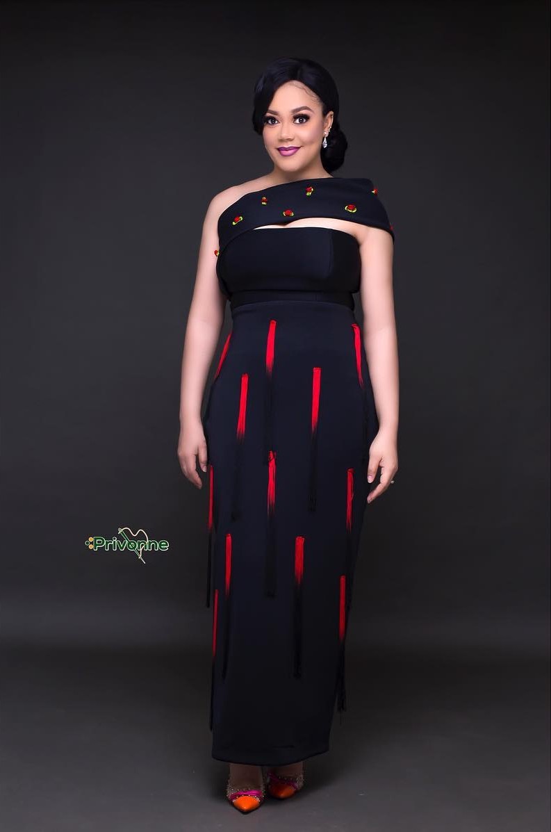 Nadia Buari Dazzles In New Photos Revealing Wedding Ring (10)