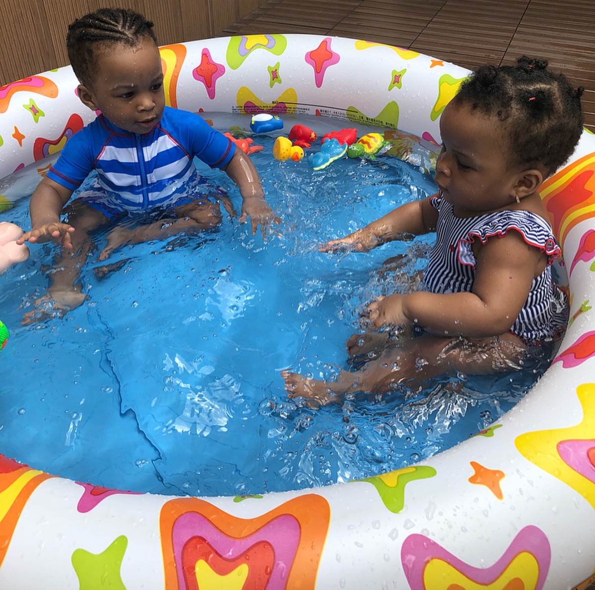 Paul Okoye And His Kids In The Pool (2)