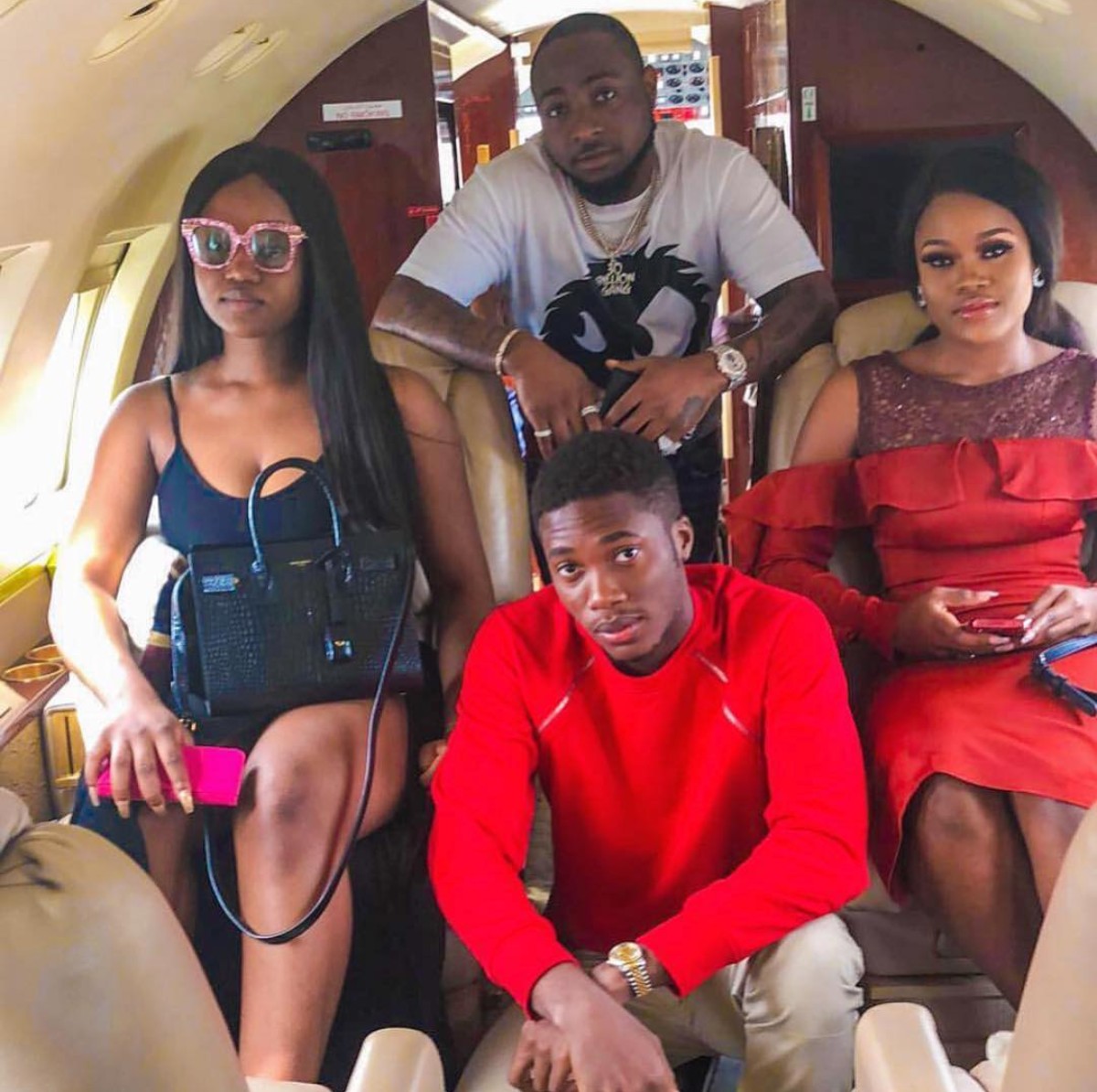 Cee-C Flies Back To Lagos With Davido And Chioma In A Private Jet (3)