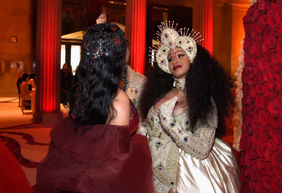 Nicki Minaj And Cardi B Pictured Chatting Together At The 2018 Met Gala (2)