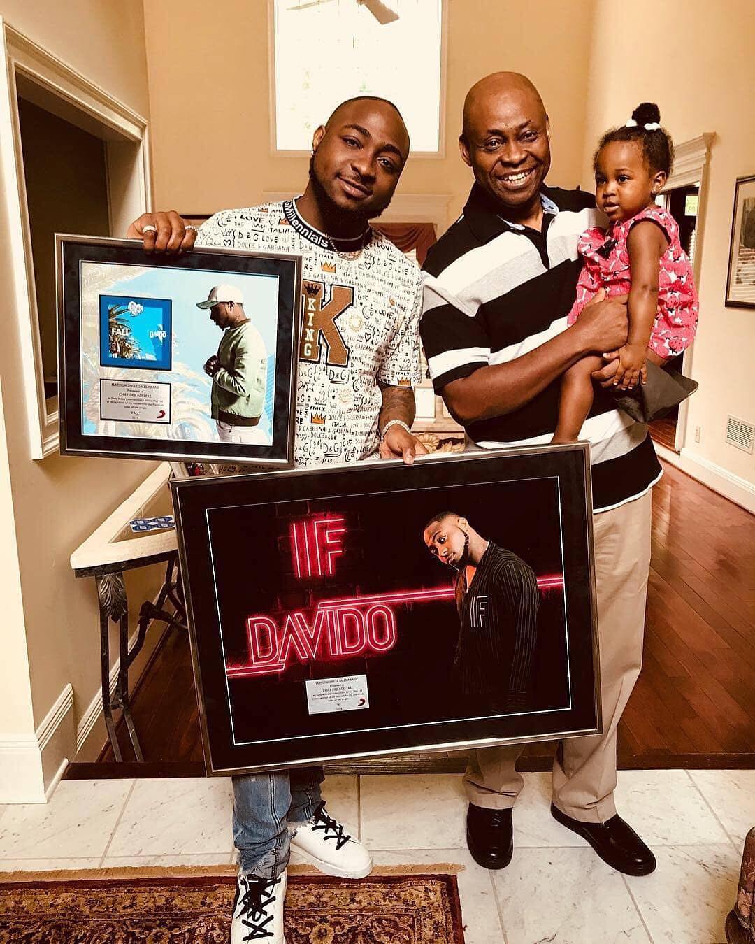 Davido Shares Beautiful 3 Generation Photo (2)