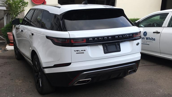 Ahmed Musa purchases 2018 Range Rover Velar (5)