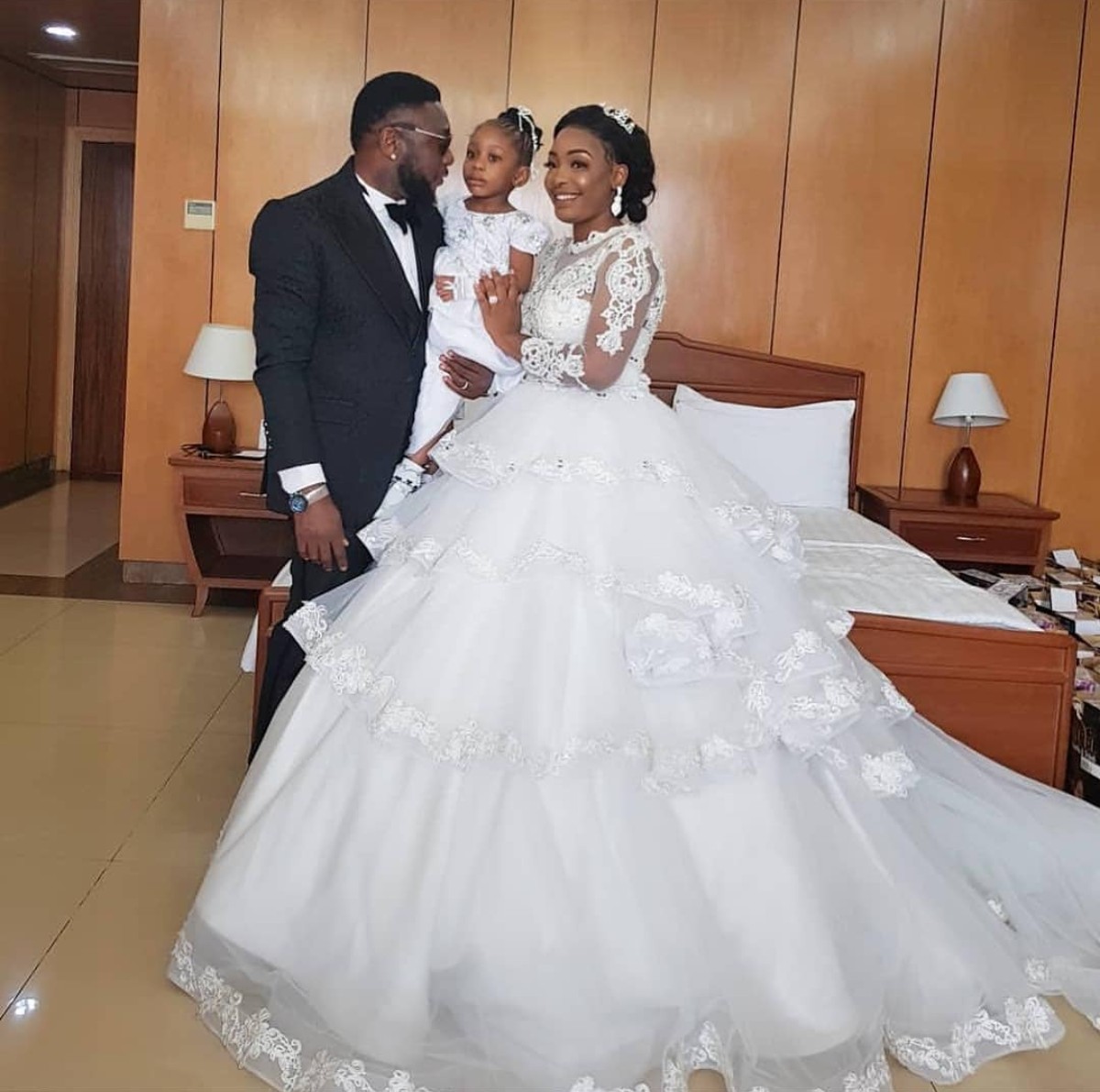 Tchidi Chikere And Nuella Njubigbo Wed In Church (2)