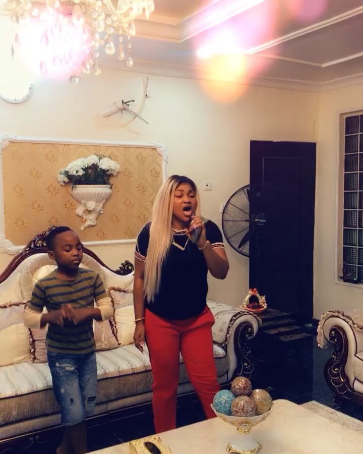 Mercy Aigbe And Son Passionately Worshipping God (2)