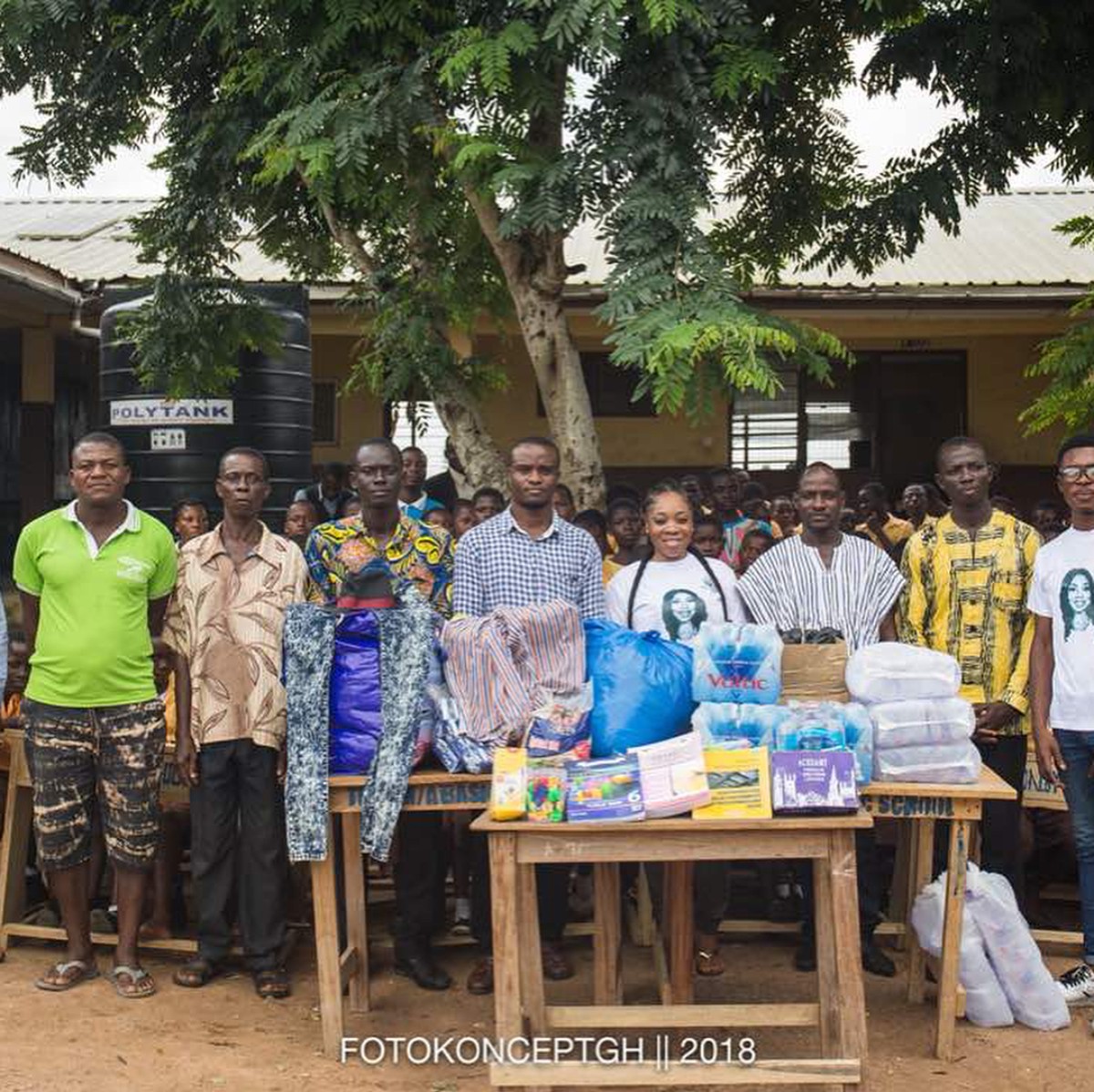 Moesha Boduong Aids TEBU/MA BASIC SCHOOL With Learning Materials (8)