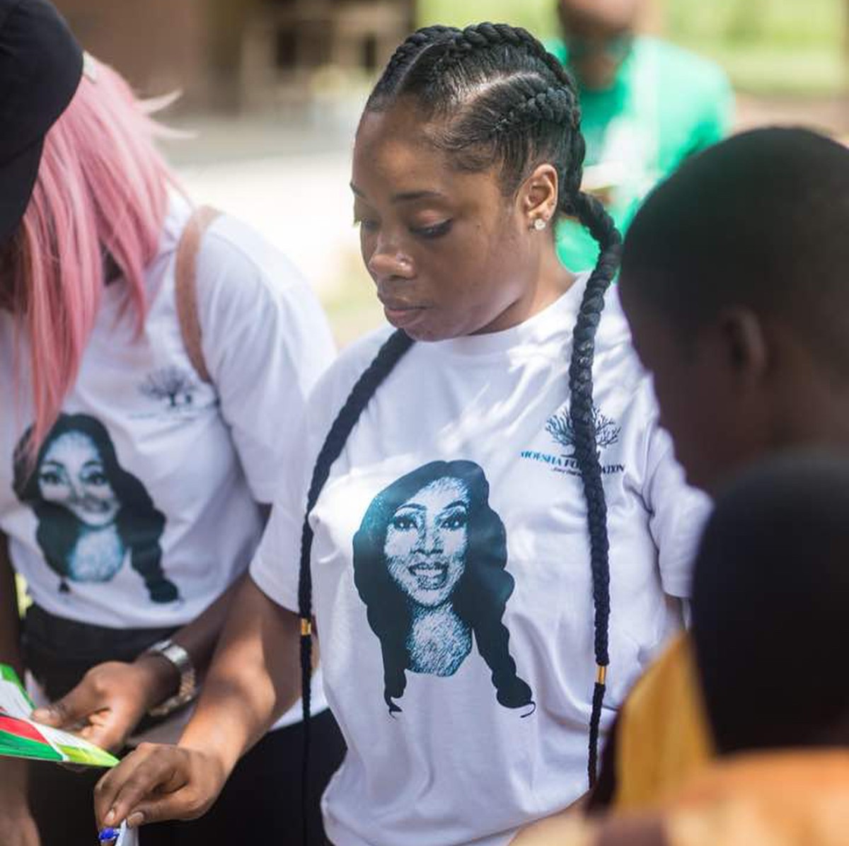 Moesha Boduong Aids TEBU/MA BASIC SCHOOL With Learning Materials (10)