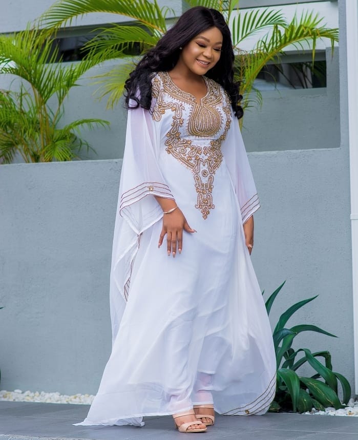 Rachael Okonkwo Stuns In Abaya Dress (2)