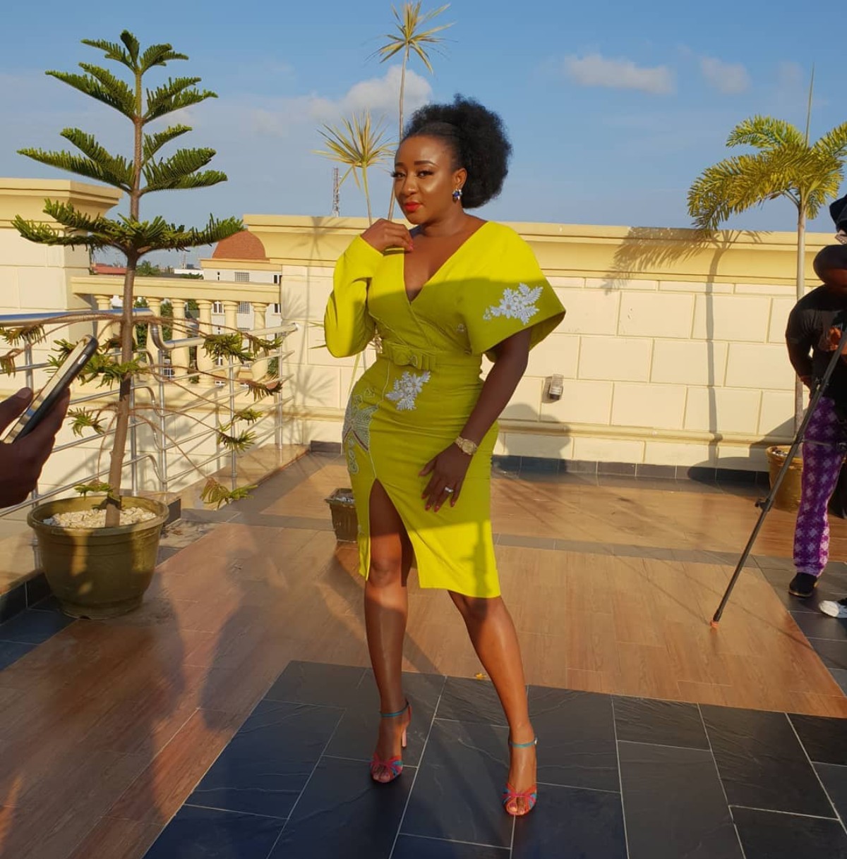 Ini Edo Sparks Engagement Rumours After She Put Ring On Display (3)