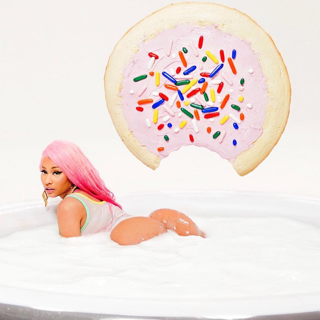 Nicki Minaj Shows Off Her Pert Derriere In Bubble Bath (2)