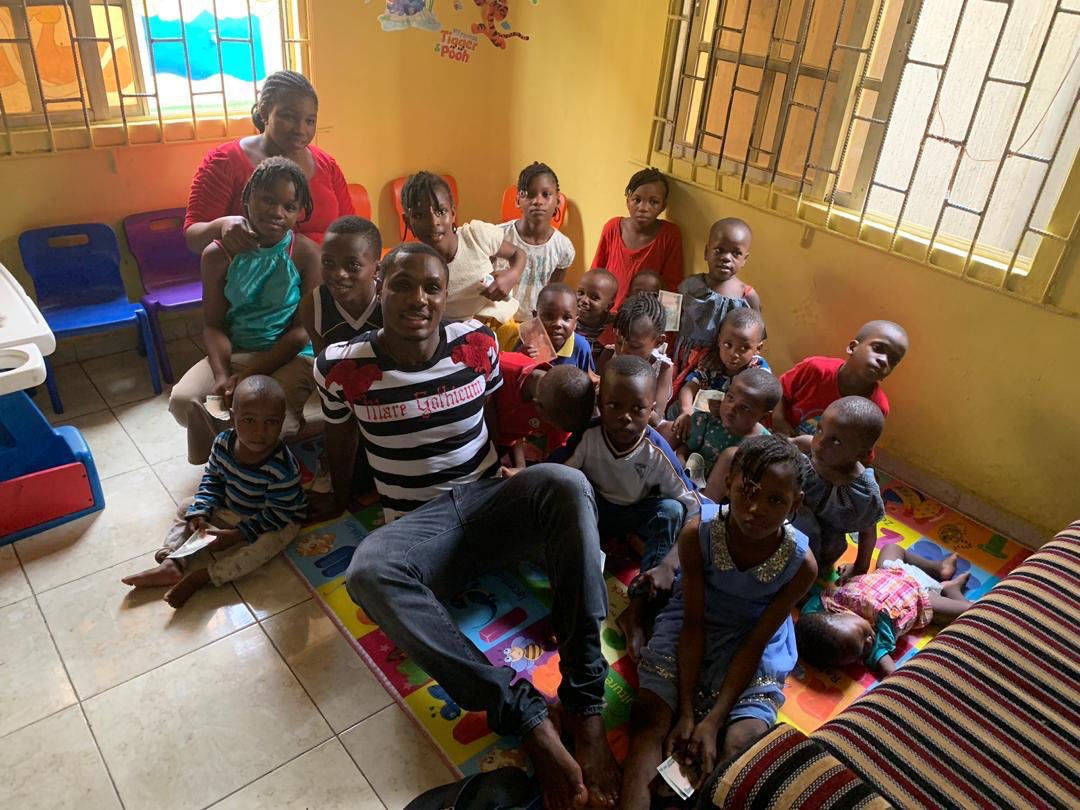 Odion Ighalo Spends Time With Homeless Kids At His Orphange (2)
