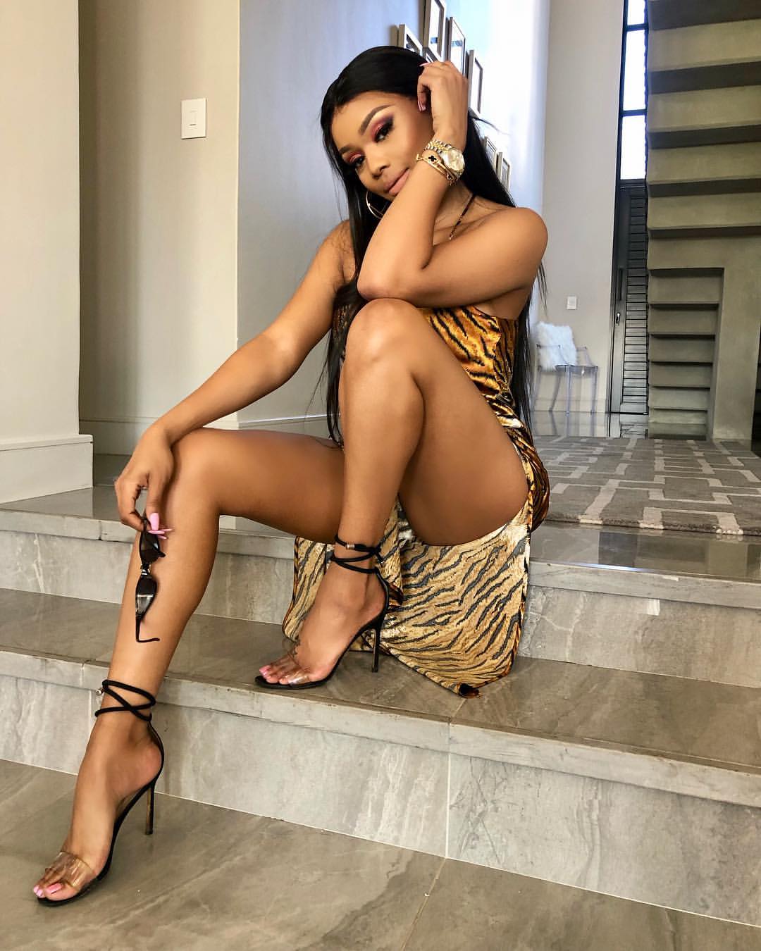 Bonang Matheba Displays Hot Legs (2)